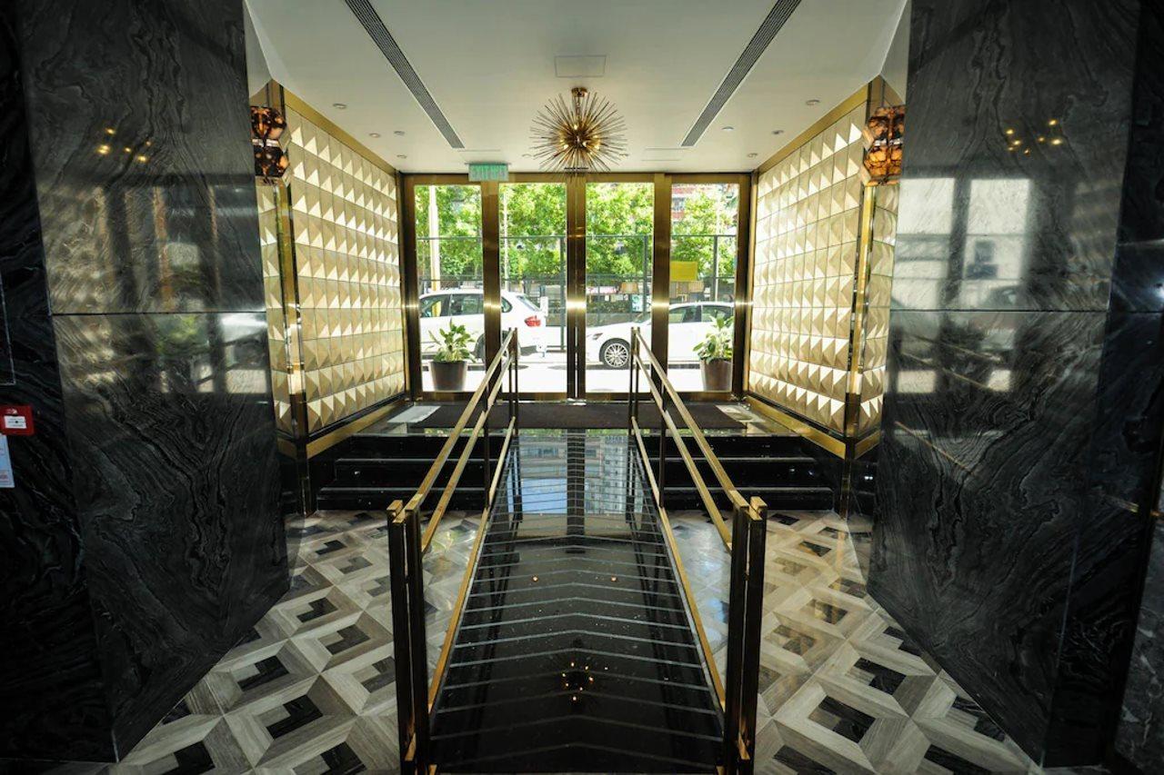 King'S Hotel Хонконг Екстериор снимка